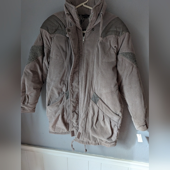 Vintage Women's Taupe Corduroy Puffer Jacket With  Leather & Knit Detailing - Picture 9 of 16